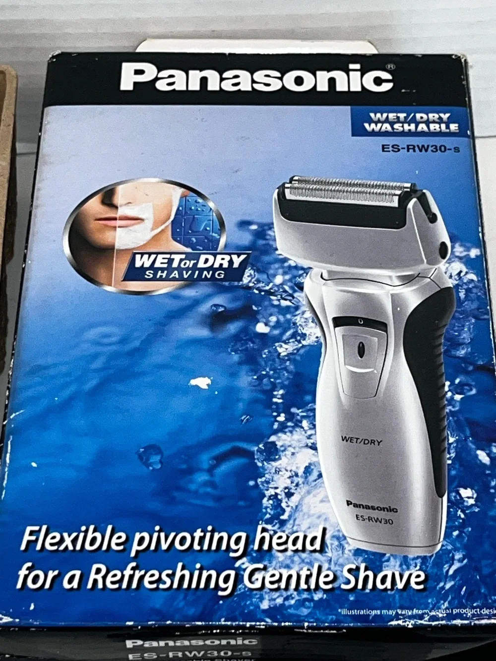 Panasonic Twin 2 Blade Wet/Dry Recharge ES-RW30-S European Market or Traveling